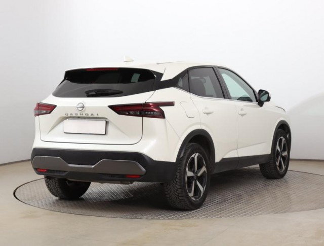Nissan Qashqai  1.3 DIG-T MHEV N-Connecta