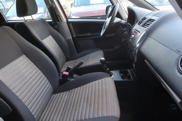 Suzuki SX4  1.6 VVT 