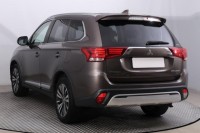 Mitsubishi Outlander  2.0 