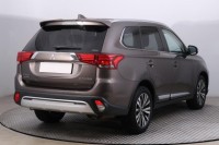 Mitsubishi Outlander  2.0 