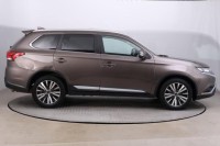 Mitsubishi Outlander  2.0 