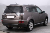 Mitsubishi Outlander  2.2 DI-D Instyle