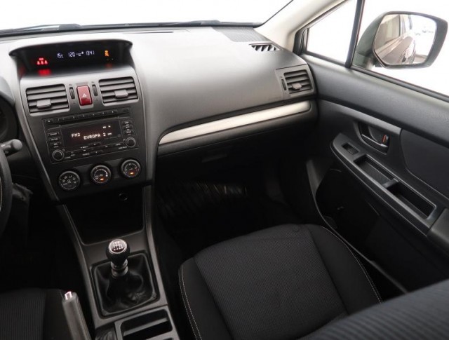 Subaru XV  2.0i 
