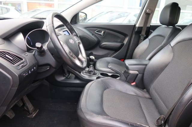 Hyundai ix35  2.0 CRDi 