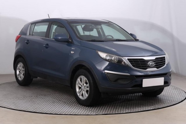 Kia Sportage  2.0 CVVT 