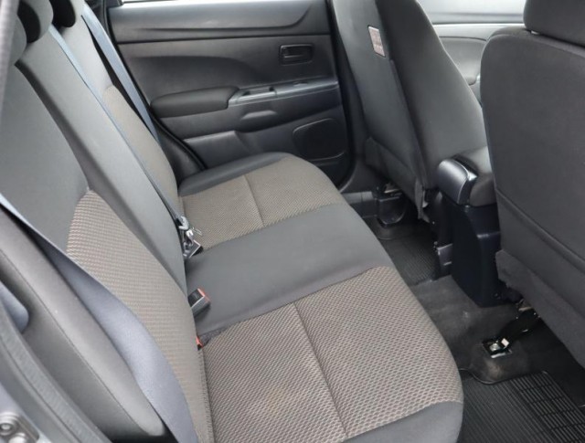 Mitsubishi ASX  1.6 MIVEC Inform