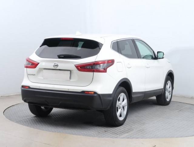Nissan Qashqai  1.6 DIG-T 
