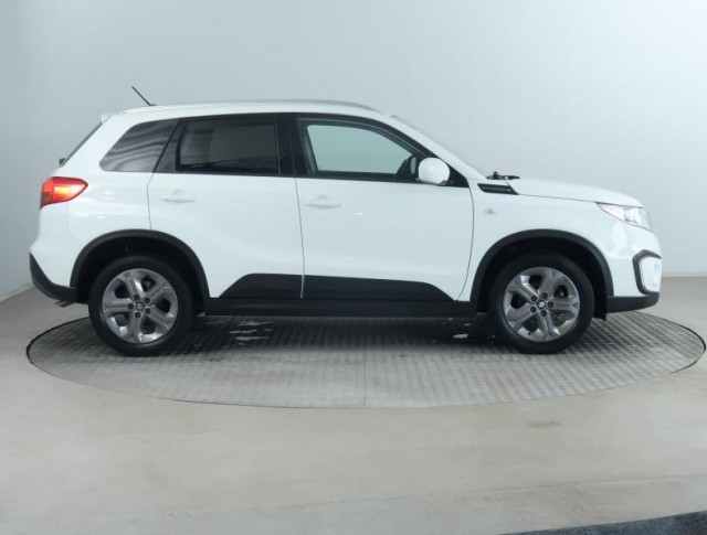 Suzuki Vitara  1.6 VVT 