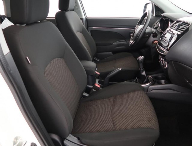 Mitsubishi ASX  1.6 MIVEC 