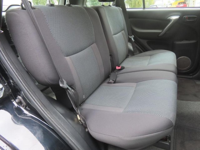 Toyota RAV 4  2.0 D-4D 