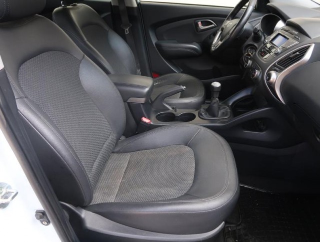 Hyundai ix35  2.0 CVVT 