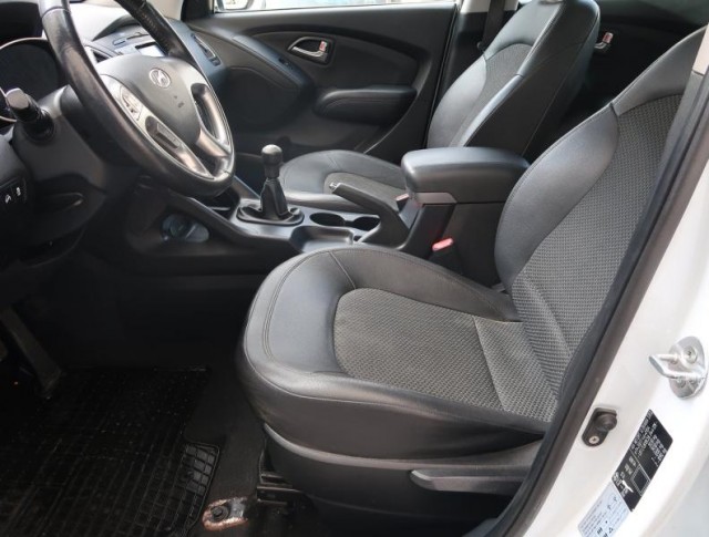Hyundai ix35  2.0 CVVT 