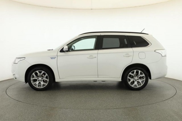 Mitsubishi Outlander  2.0 PHEV 