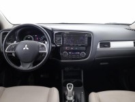 Mitsubishi Outlander  2.0 PHEV 