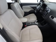 Mitsubishi Outlander  2.0 PHEV 