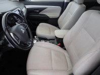 Mitsubishi Outlander  2.0 PHEV 