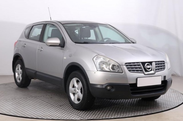 Nissan Qashqai  1.6 