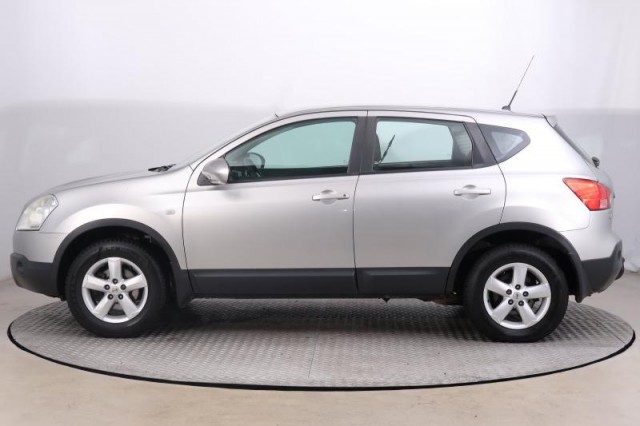 Nissan Qashqai  1.6 