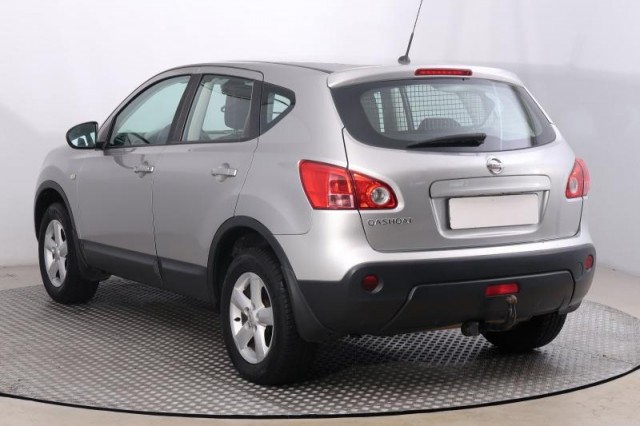 Nissan Qashqai  1.6 