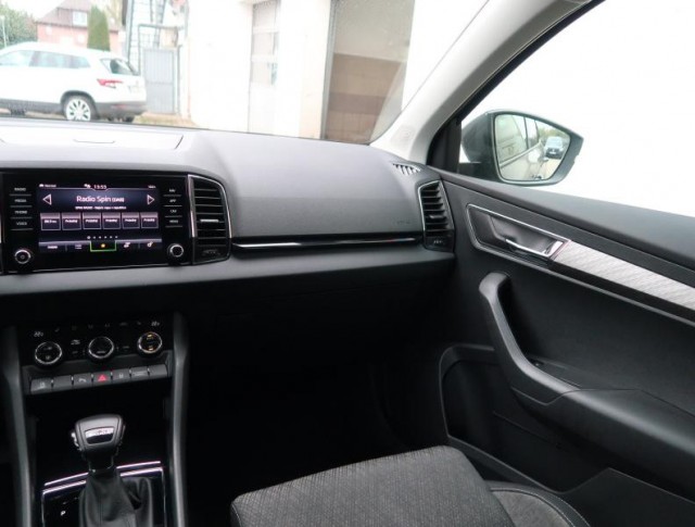 Škoda Karoq  1.5 TSI Style