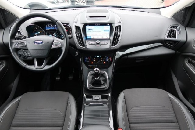 Ford Kuga  1.5 EcoBoost Titanium