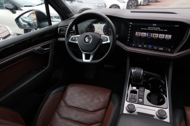 Volkswagen Touareg  3.0 TDI Exclusive