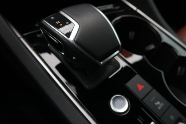 Volkswagen Touareg  3.0 TDI Exclusive