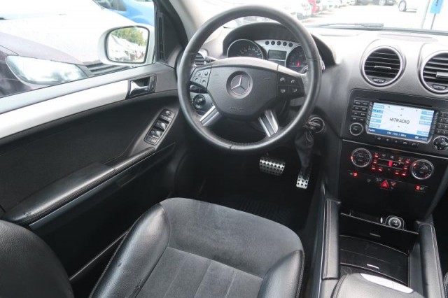 Mercedes-Benz ML  ML 320 CDI 
