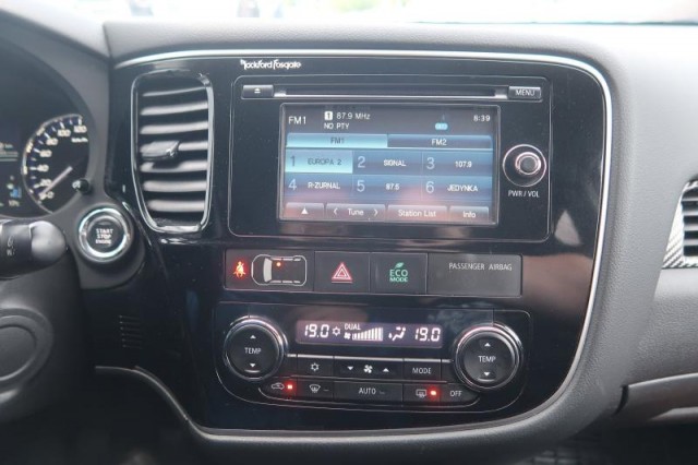 Mitsubishi Outlander  2.2 DI-D 