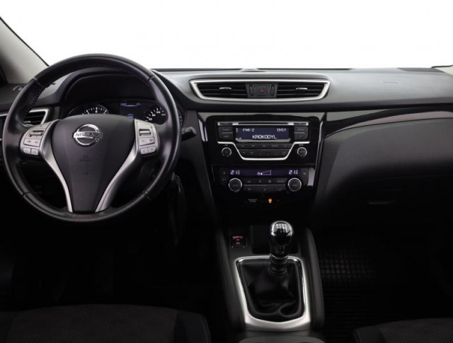 Nissan Qashqai  1.2 DIG-T 