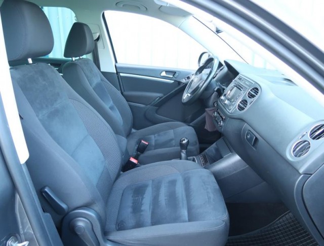 Volkswagen Tiguan  2.0 TDI 