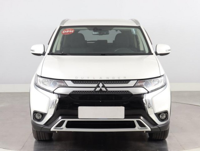 Mitsubishi Outlander  2.0 Intense