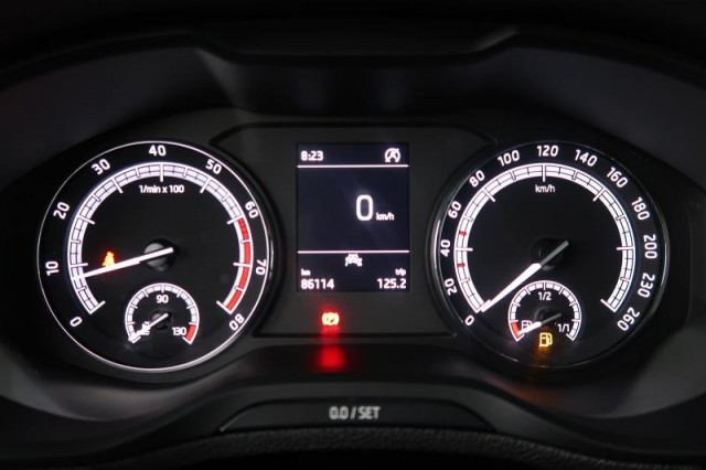 Škoda Karoq  1.5 TSI Ambition