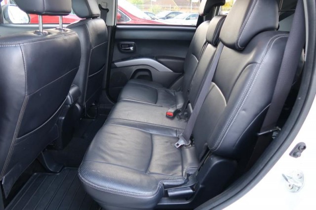 Peugeot 4007  2.2 HDI 