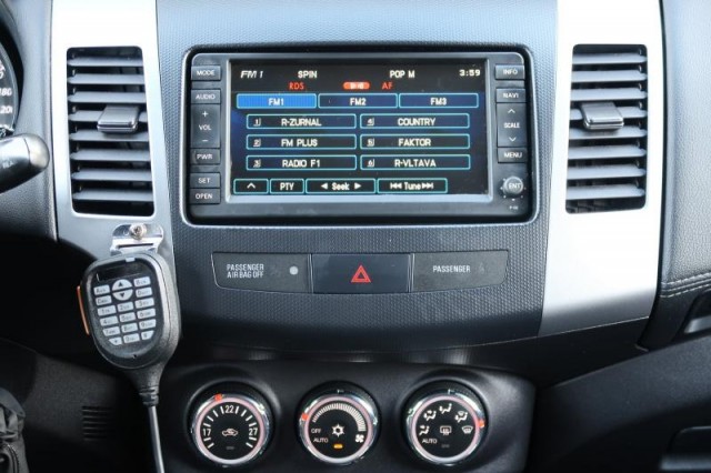 Peugeot 4007  2.2 HDI 