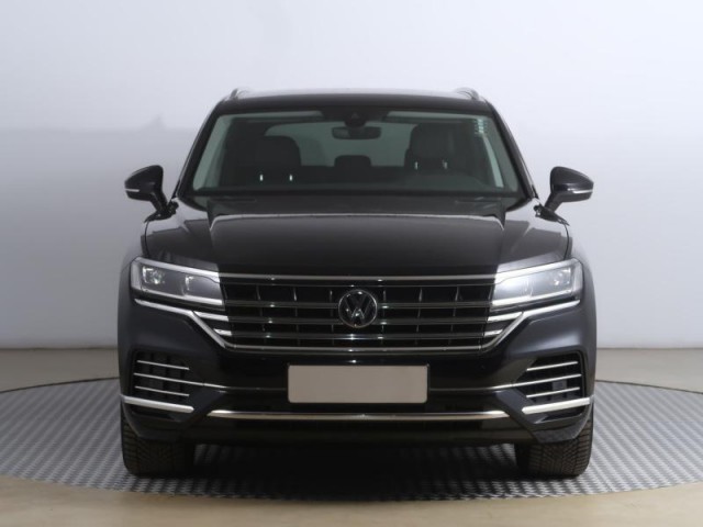Volkswagen Touareg  3.0 TDI 