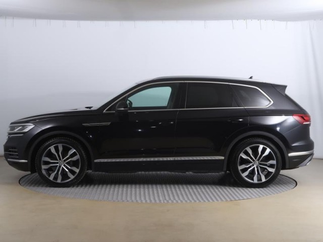 Volkswagen Touareg  3.0 TDI 