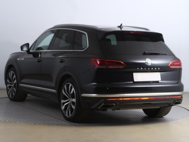 Volkswagen Touareg  3.0 TDI 