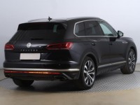 Volkswagen Touareg  3.0 TDI 