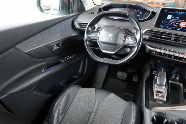 Peugeot 3008  1.6 BlueHDi 