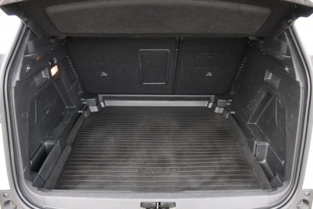 Peugeot 3008  1.5 BlueHDi 