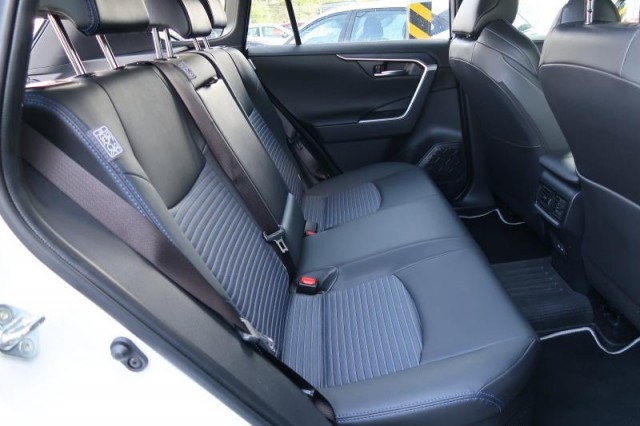 Toyota RAV 4  2.5 Hybrid Selection VIP