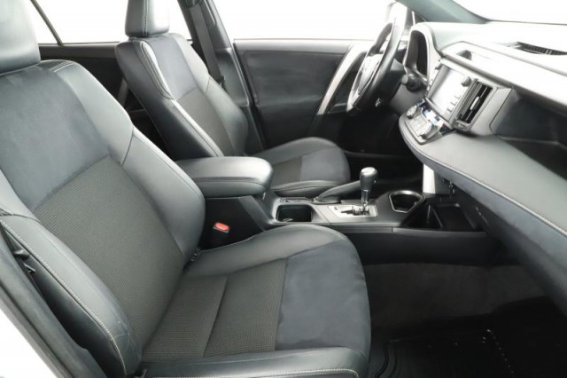 Toyota RAV 4  2.5 Hybrid 