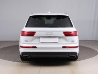 Audi Q7  3.0 TDI S-Line