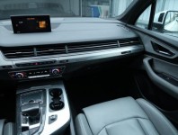Audi Q7  3.0 TDI S-Line