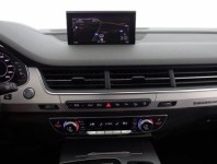 Audi Q7  3.0 TDI S-Line