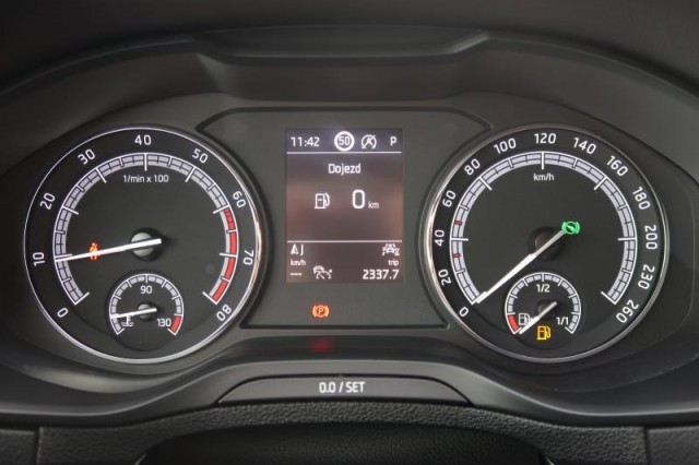 Škoda Karoq  1.5 TSI Ambition