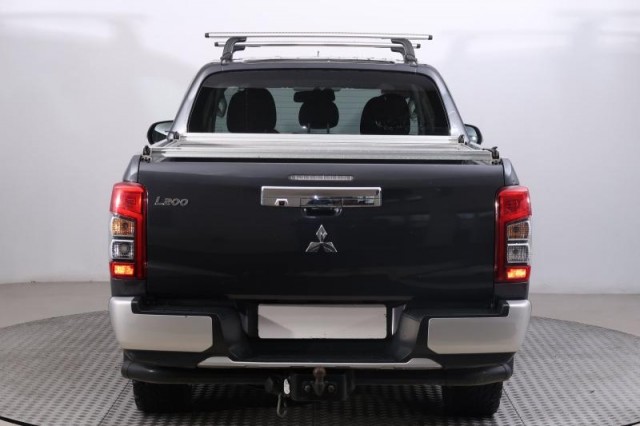 Mitsubishi L200  2.2 DI-D 