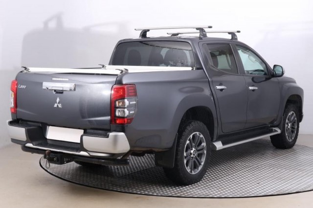 Mitsubishi L200  2.2 DI-D 