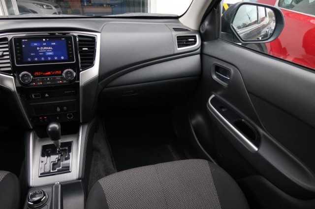 Mitsubishi L200  2.2 DI-D 